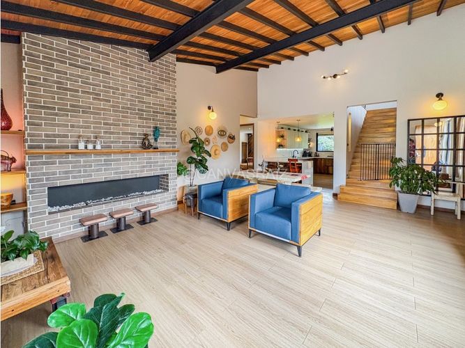 Casa de 4 alcobas en venta en Llano Grande, Rionegro, 267 m² · foto 4 de 15