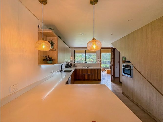 Casa de 4 alcobas en venta en Llano Grande, Rionegro, 267 m² · foto 6 de 15