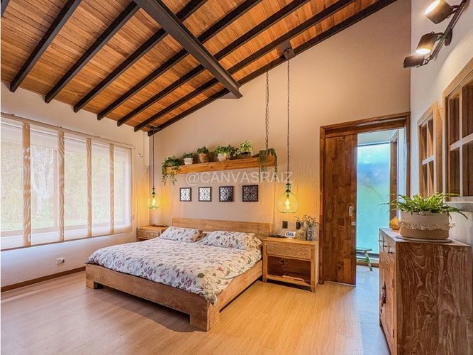 Casa de 4 alcobas en venta en Llano Grande, Rionegro, 267 m² · foto 9 de 15