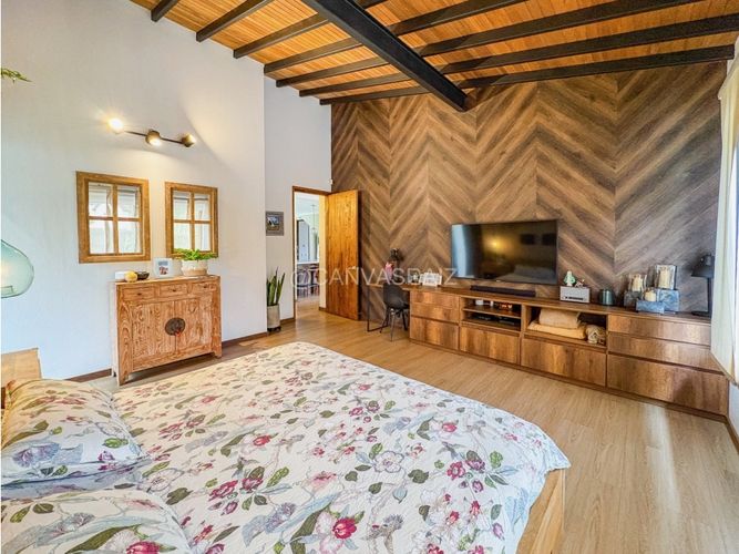 Casa de 4 alcobas en venta en Llano Grande, Rionegro, 267 m² · foto 10 de 15
