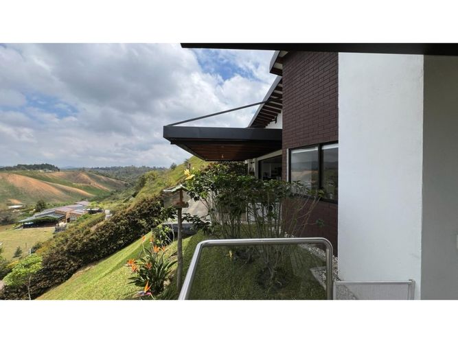 Casa de 4 alcobas en venta en La Mosquita, Rionegro, 374 m² · foto 13 de 21