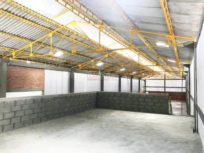 Bodega en arriendo en Acopi, Yumbo, 822 m² · foto 14 de 14