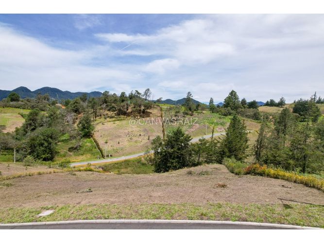 Lote en venta en Quirama, El Carmen de Viboral, 2580 m² · foto 5 de 10
