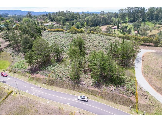 Lote en venta en Quirama, El Carmen de Viboral, 2580 m² · foto 7 de 10