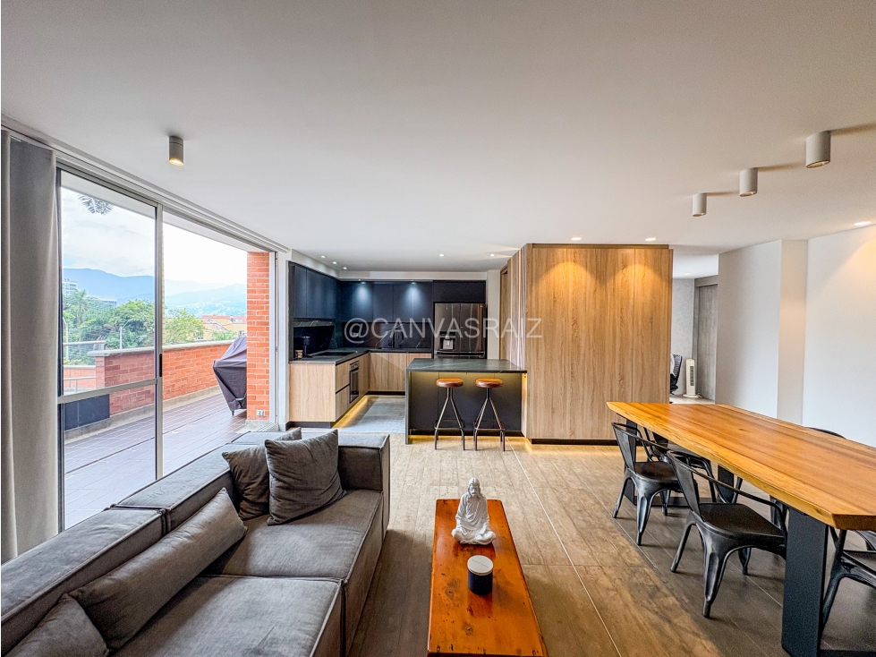Apartamento en venta en El Poblado, Medellín 2