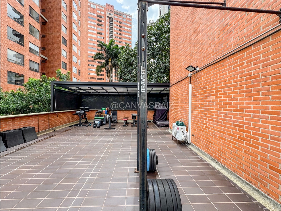Apartamento en venta en El Poblado, Medellín 5
