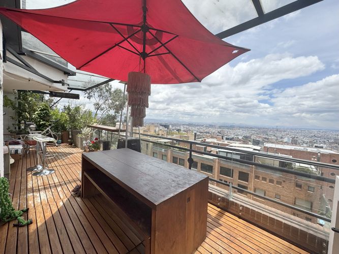 Apartamento en venta en Los Rosales, Bogotá · foto 4 de 24