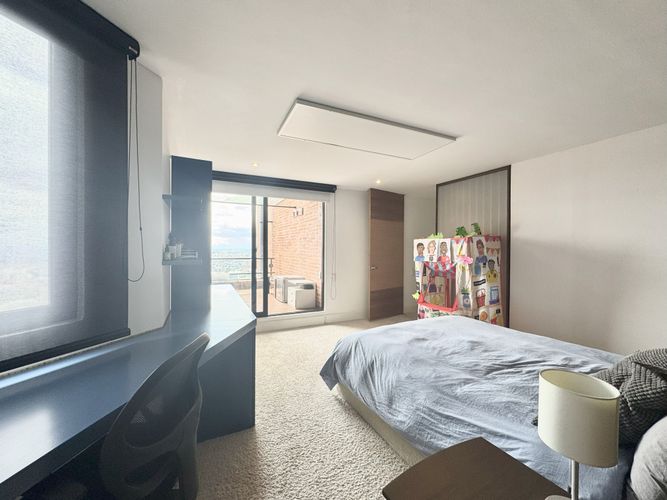 Apartamento en venta en Los Rosales, Bogotá · foto 23 de 24