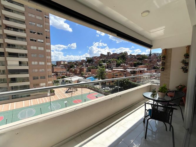Apartamento de 3 alcobas en venta en Calasanz, Medellín, 100 m² · foto 14 de 16