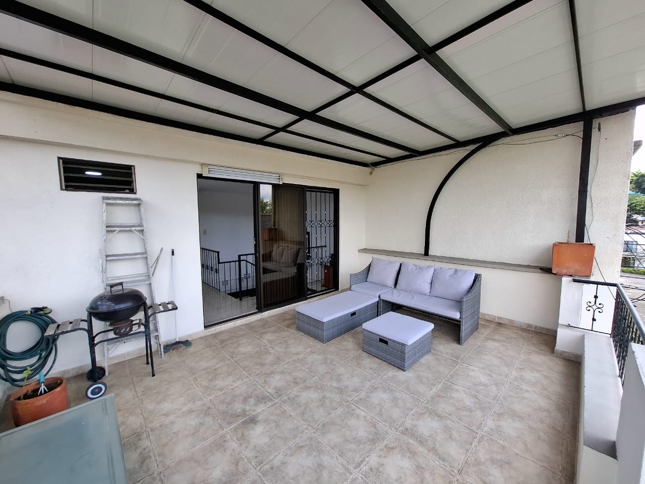 Casa en venta en Sector Belmonte, Pereira · foto 3 de 24