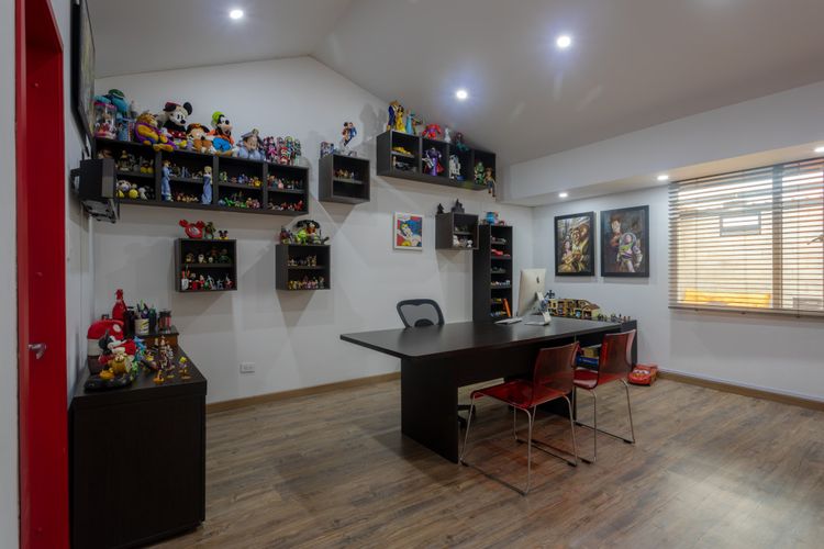 Casa de 3 alcobas en venta en Polo Club, Bogotá, 223 m² · foto 5 de 24