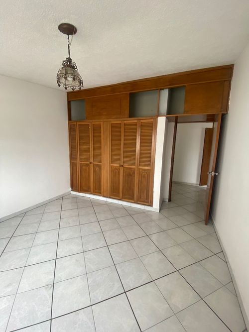 Casa de 10 alcobas en venta en Cabecera Del Llano, Bucaramanga, 477 m² · foto 10 de 24
