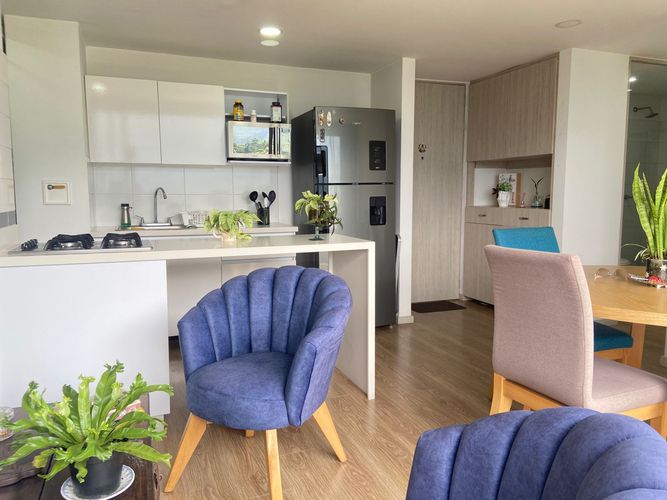 Apartamento de 2 alcobas en venta en Las Lomas No.1, Sabaneta, 60 m² · foto 3 de 19