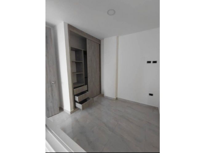 Apartamento de 2 alcobas en venta en Cedro, Girón, 38 m² · foto 6 de 12