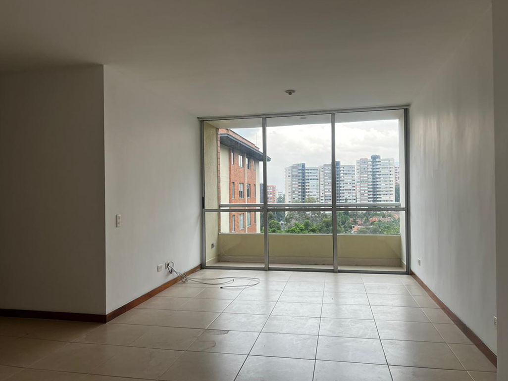 2BR Apartment in El esmeraldal (69 m²) - 3