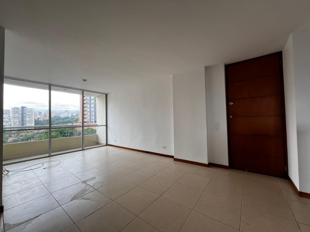 2BR Apartment in El esmeraldal (69 m²) - 2