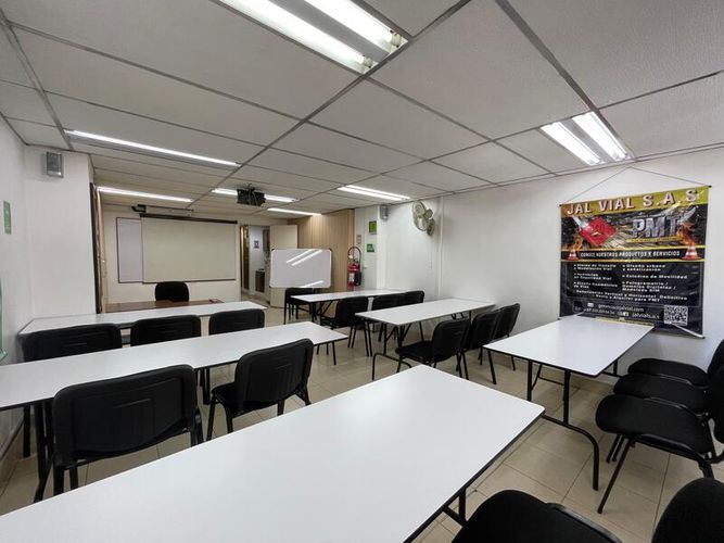 Oficina en venta en Suramericana, Medellín, 57 m² · foto 6 de 12