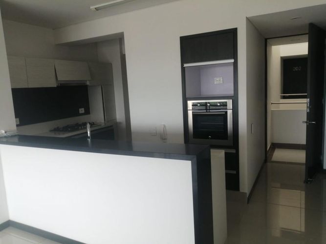 Apartamento de 3 alcobas en venta en Pance, Cali, 137 m² · foto 2 de 24