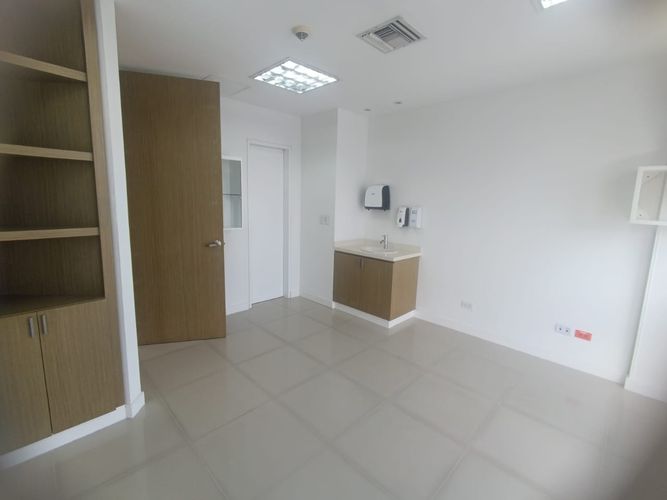 Consultorio en arriendo en Tequendama, Cali, 95 m² · foto 20 de 24