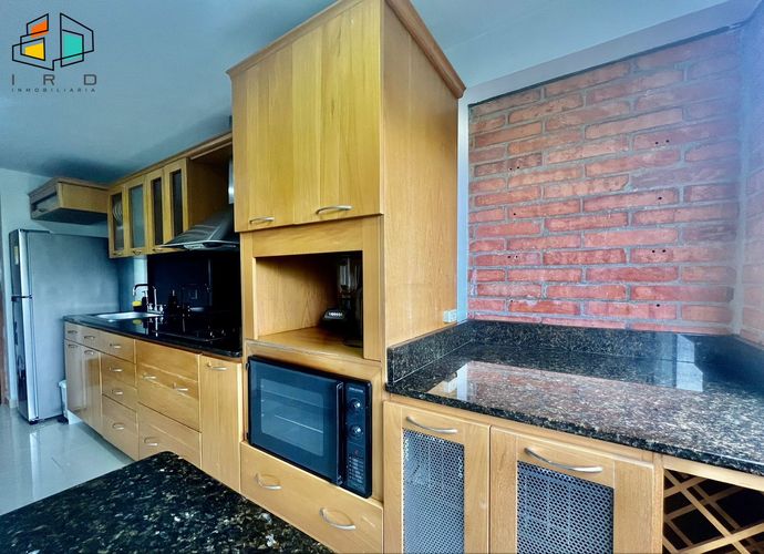 Apartamento de 2 alcobas en arriendo en Los Balsos, Medellín, 87 m² · foto 16 de 23