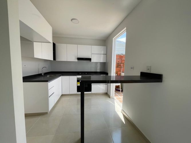 Casa de 3 alcobas en venta en Ub. Quintas De Bolivar, Jamundí, 91 m² · foto 11 de 24