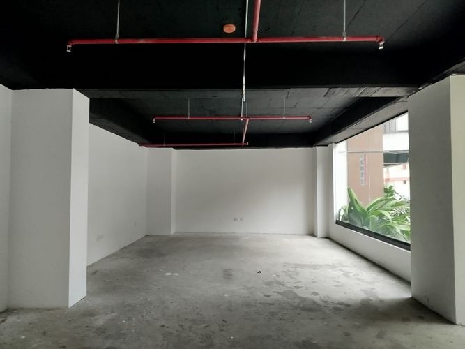 Local en arriendo en Pinares, Pereira, 52 m² · foto 3 de 4
