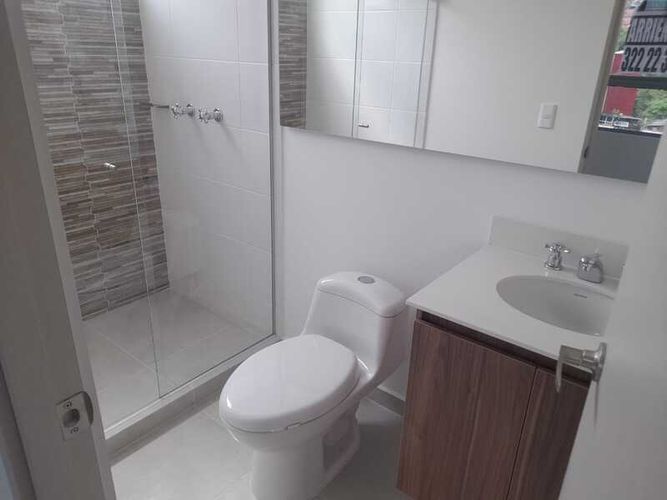 Apartamento de 3 alcobas en venta en Maria Auxiliadora, Sabaneta, 78 m² · foto 12 de 16