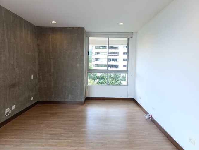 Apartamento de 2 alcobas en arriendo en El Poblado, Medellín, 114 m² · foto 11 de 16