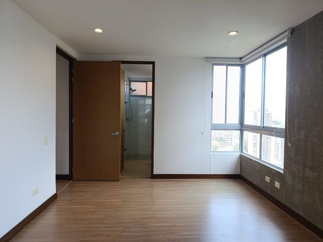 Apartamento de 2 alcobas en arriendo en El Poblado, Medellín, 114 m² · foto 8 de 16
