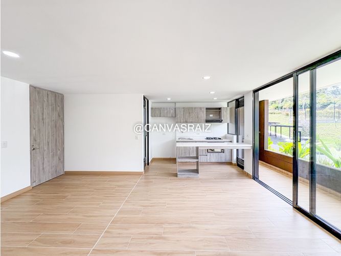 Apartamento de 3 alcobas en venta en Santa Elena, El Retiro, 92 m² · foto 5 de 9