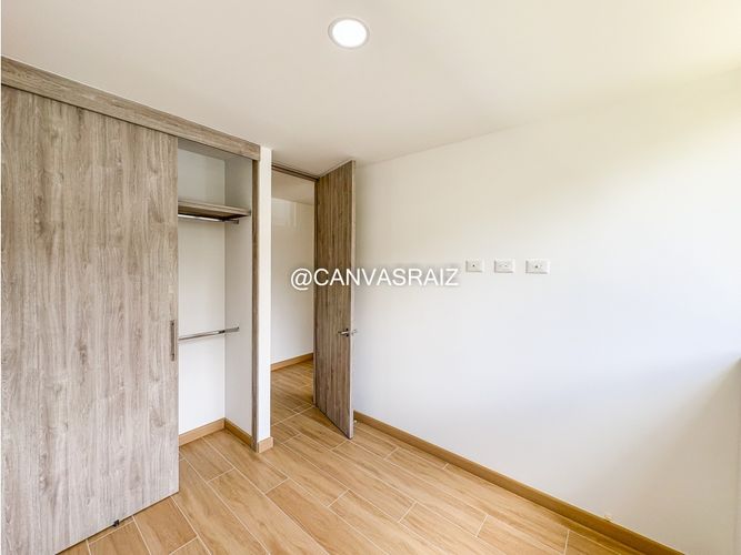 Apartamento de 3 alcobas en venta en Santa Elena, El Retiro, 92 m² · foto 9 de 9