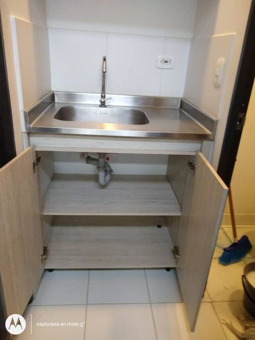 Oficina en arriendo en El Poblado, Medellín, 70 m² · foto 2 de 6