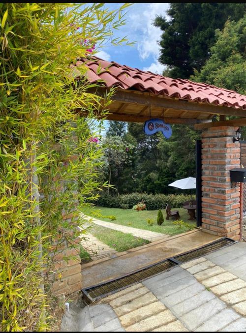 Casa de 6 alcobas en venta en Guarne, 275 m² · foto 13 de 19