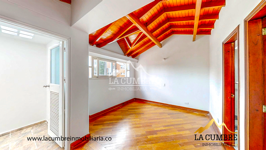 Casa de 4 alcobas en venta en Cola Del Zorro, Medellín, 315 m² · foto 15 de 16