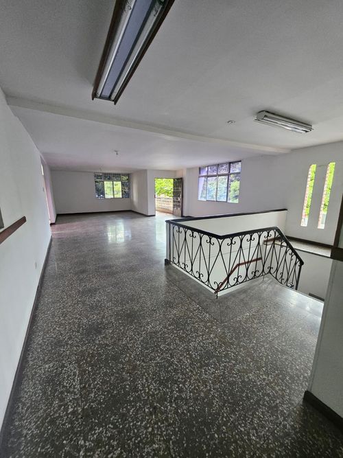 Casa de 5 alcobas en venta en Tequendama, Cali, 645 m² · foto 7 de 8