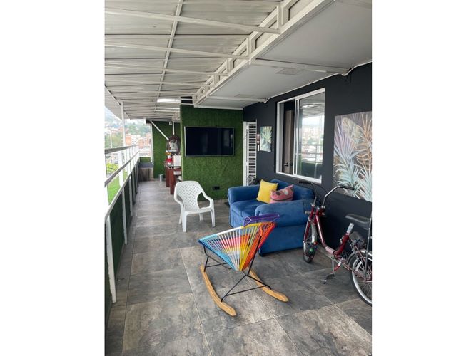 Edificio en venta en Santa Rosa, Cali, 1760 m² · foto 3 de 21