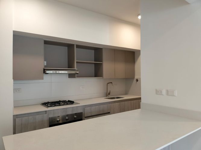 Apartamento de 4 alcobas en venta en El Poblado, Medellín, 116 m² · foto 6 de 18