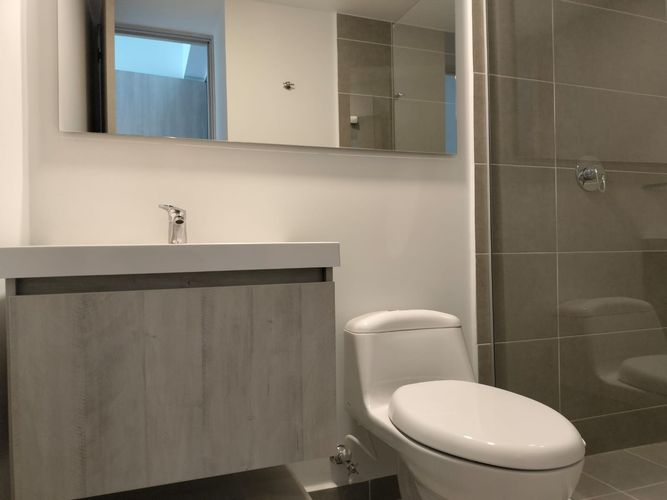 Apartamento de 4 alcobas en venta en El Poblado, Medellín, 116 m² · foto 17 de 18