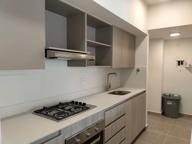 Apartamento de 4 alcobas en venta en El Poblado, Medellín, 116 m² · foto 7 de 18