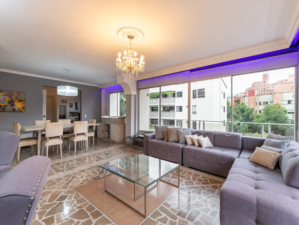 Apartamento en venta en Laureles, Medellín 2