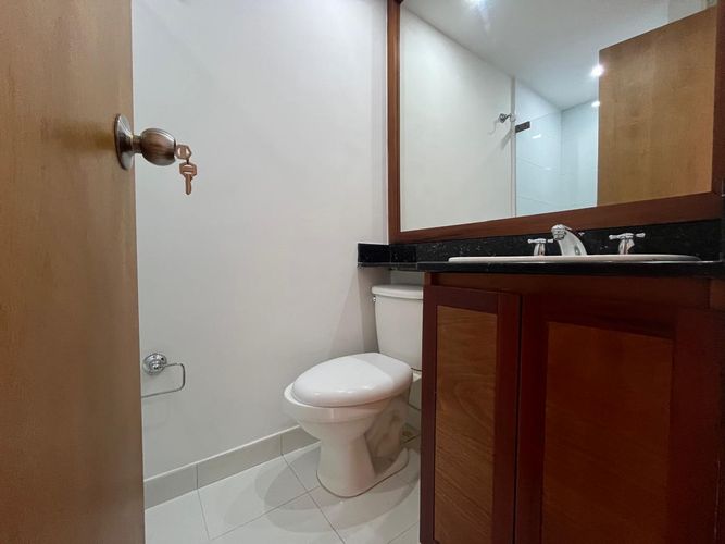 Apartamento de 3 alcobas en arriendo en El Poblado, Medellín, 100 m² · foto 12 de 12