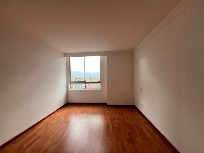 Apartamento de 3 alcobas en arriendo en El Poblado, Medellín, 100 m² · foto 9 de 12