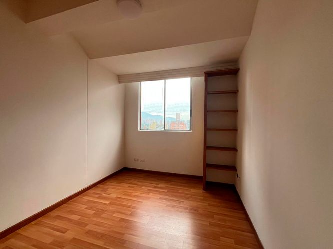 Apartamento de 3 alcobas en arriendo en El Poblado, Medellín, 100 m² · foto 11 de 12