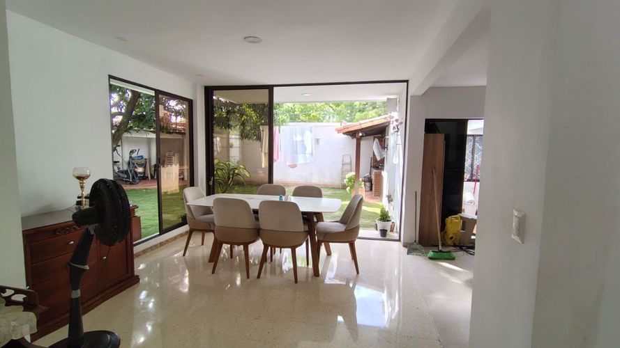 Casa de 5 alcobas en venta en Ub. La Floresta, Los Patios, 170 m² · foto 10 de 24