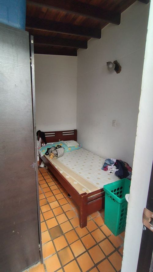 Casa de 5 alcobas en venta en Ub. La Floresta, Los Patios, 170 m² · foto 15 de 24