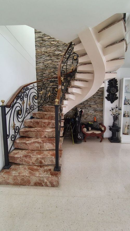 Casa de 5 alcobas en venta en Ub. La Floresta, Los Patios, 170 m² · foto 17 de 24