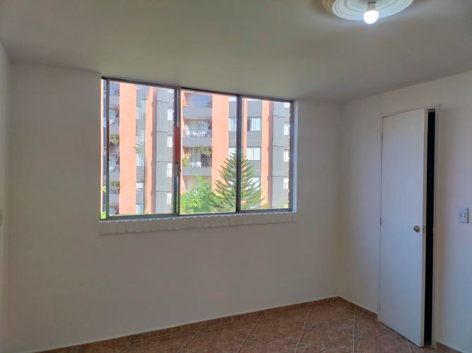 Apartamento de 4 alcobas en arriendo en Otraparte, Envigado, 140 m² · foto 10 de 17