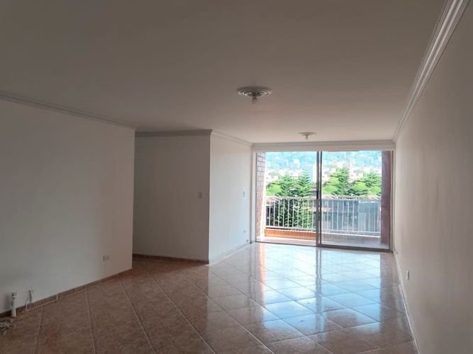Apartamento de 4 alcobas en arriendo en Otraparte, Envigado, 140 m² · foto 2 de 17
