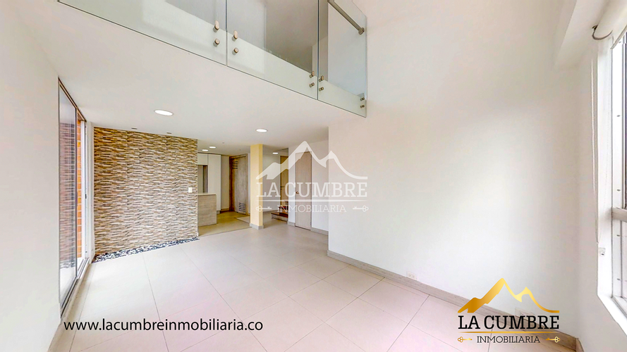 Apartamento de 3 alcobas en venta en El Poblado, Medellín, 105 m² · foto 2 de 14