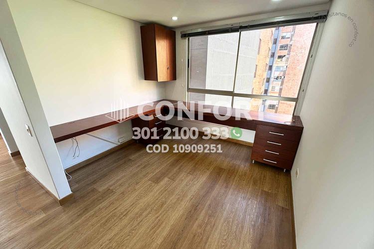 Apartamento de 3 alcobas en arriendo en La Calera, Medellín, 200 m² · foto 7 de 24